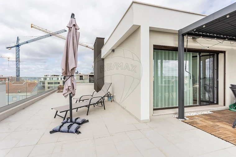 Apartamento T5 para Venda em Montijo e Afonsoeiro Foto 33