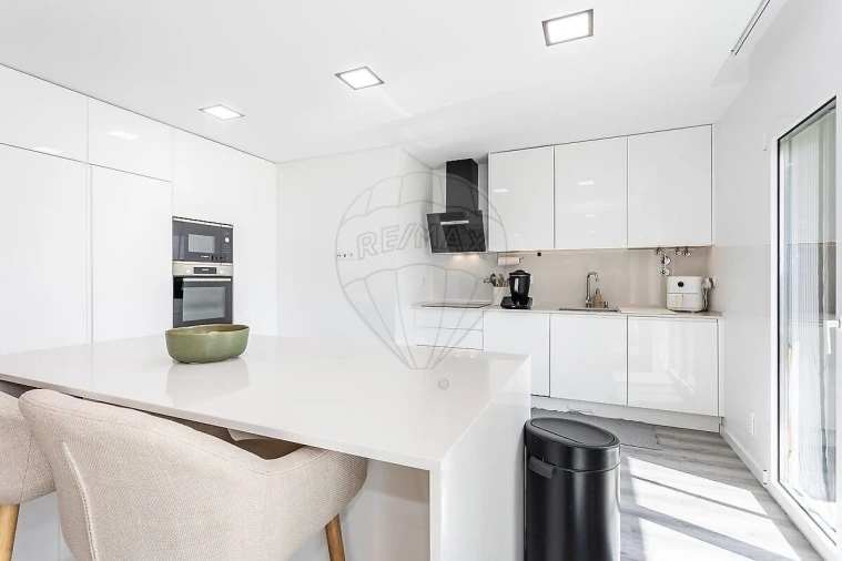Apartamento T5 para Venda em Montijo e Afonsoeiro Foto 6