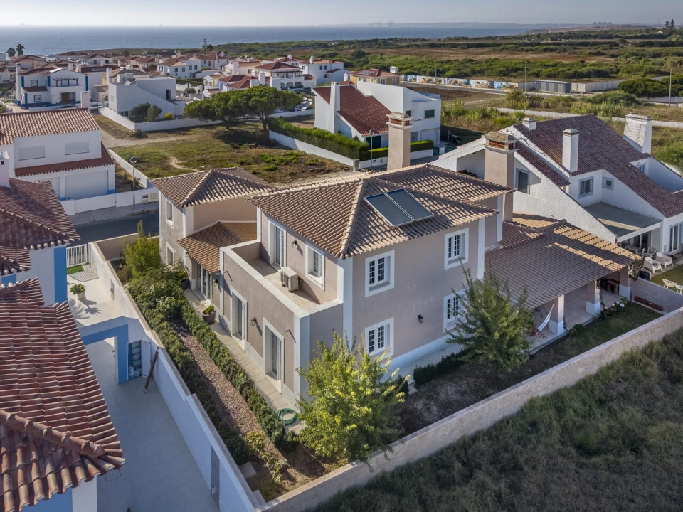 Moradia T5 para Venda em Porto Covo Foto 21