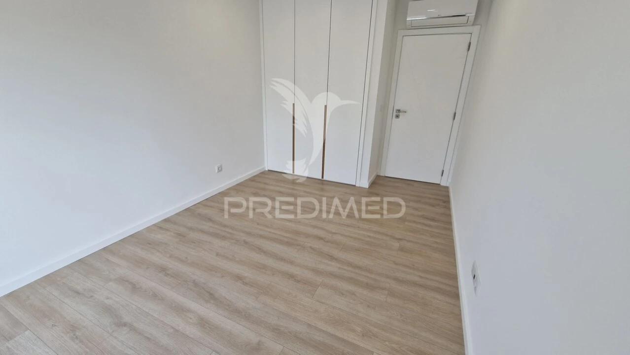 Moradia T3 para Venda em Fernao Ferro Foto 15
