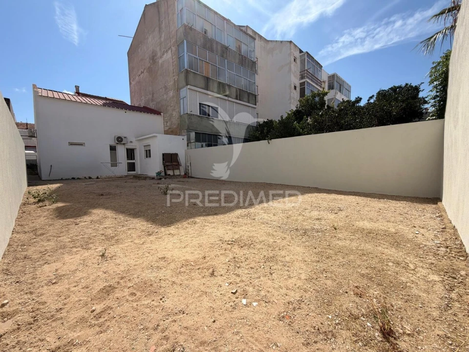 Moradia T2 para Venda em Baixa da Banheira e Vale da Amoreira Foto 29