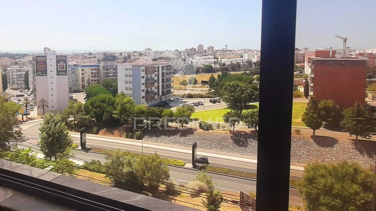 Apartamento T4 para Venda em Setubal (São Sebastião) Foto 8
