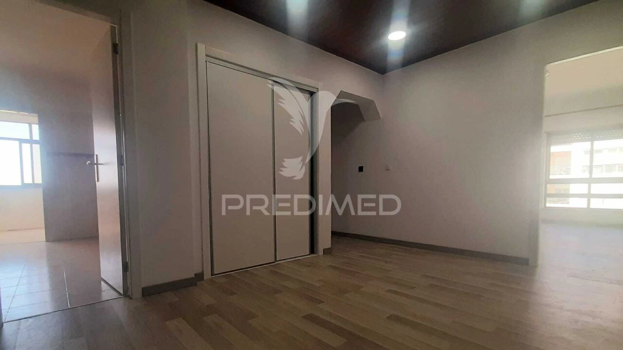 Apartamento T4 para Venda em Setubal (São Sebastião) Foto 25