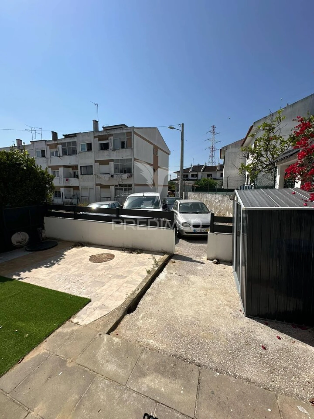 Apartamento T2 para Venda em Charneca de Caparica e Sobreda Foto 23