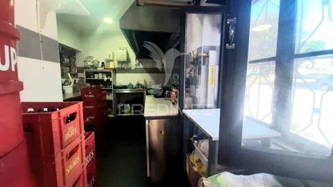 Loja para Venda em União das Freguesias de Setúbal
