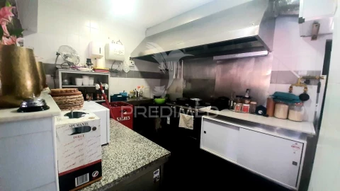 Loja para Venda em União das Freguesias de Setúbal