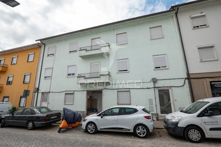 Apartamento T2 para Venda em Amares e Figueiredo Foto 2