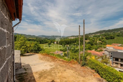 Moradia T3 para Venda em Pombeiro de Ribavizela