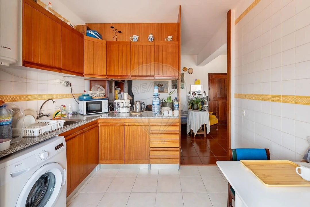Apartamento T1 para Venda em Lagos (São Sebastião e Santa Maria) Foto 6