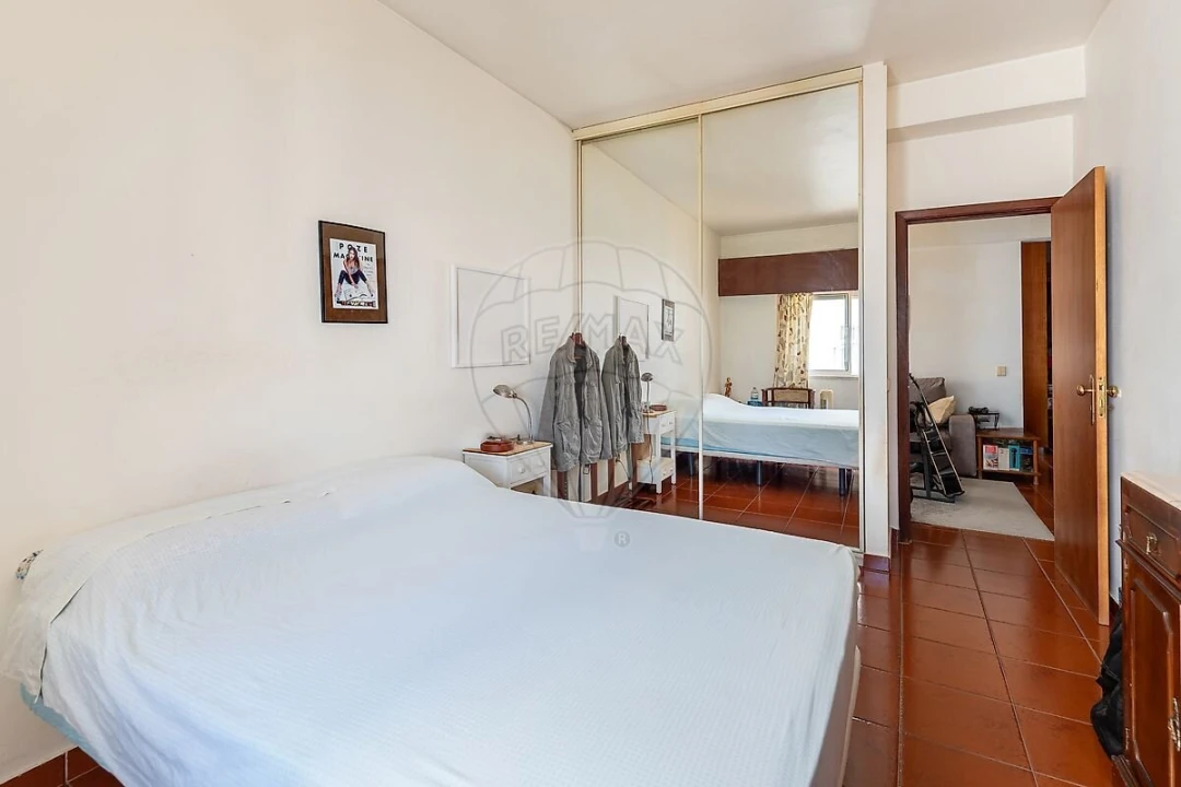 Apartamento T1 para Venda em Lagos (São Sebastião e Santa Maria) Foto 15