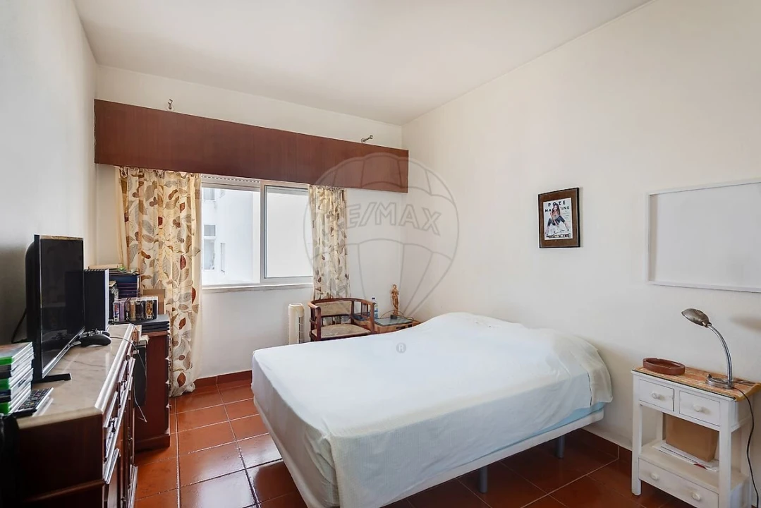 Apartamento T1 para Venda em Lagos (São Sebastião e Santa Maria) Foto 14