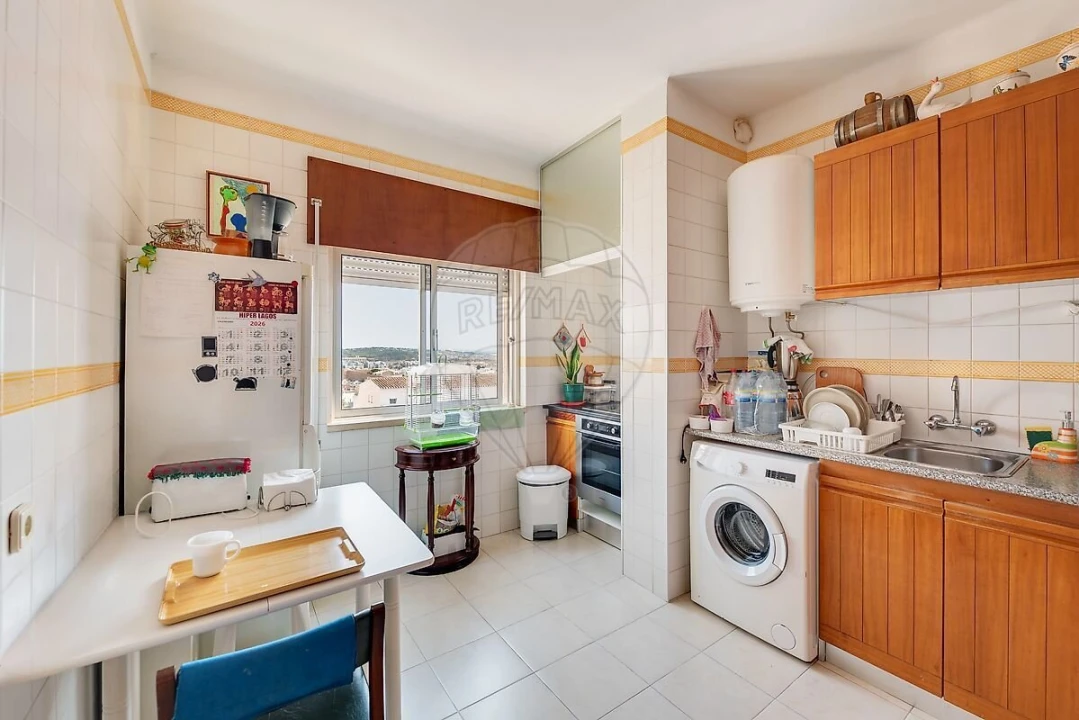 Apartamento T1 para Venda em Lagos (São Sebastião e Santa Maria) Foto 4