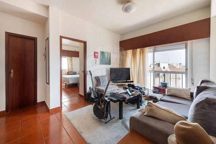 Apartamento T1 para Venda em Lagos (São Sebastião e Santa Maria) Foto 11