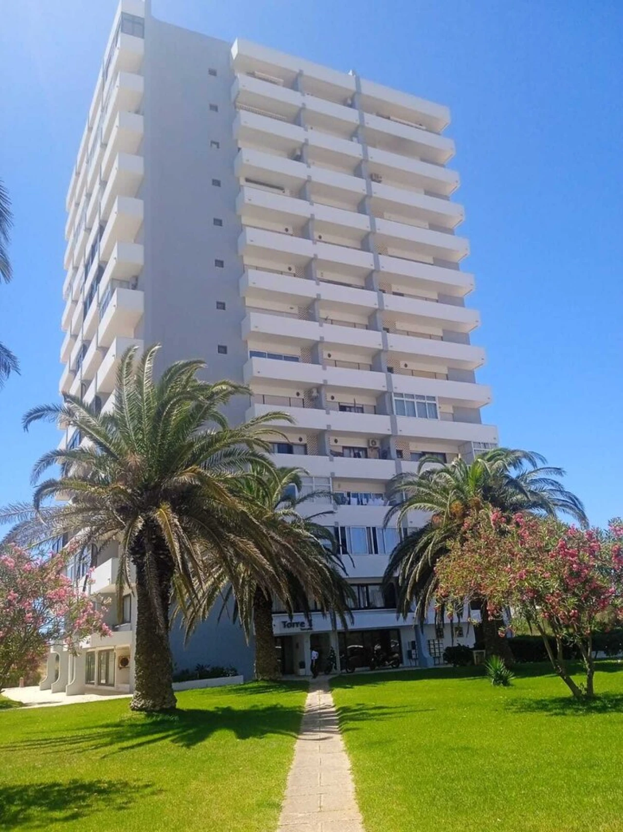 Apartamento T1 para Venda em Alvor Foto 3