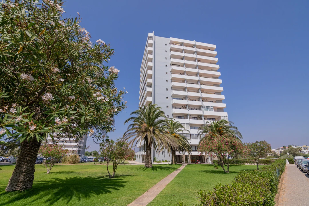 Apartamento T1 para Venda em Alvor Foto 2