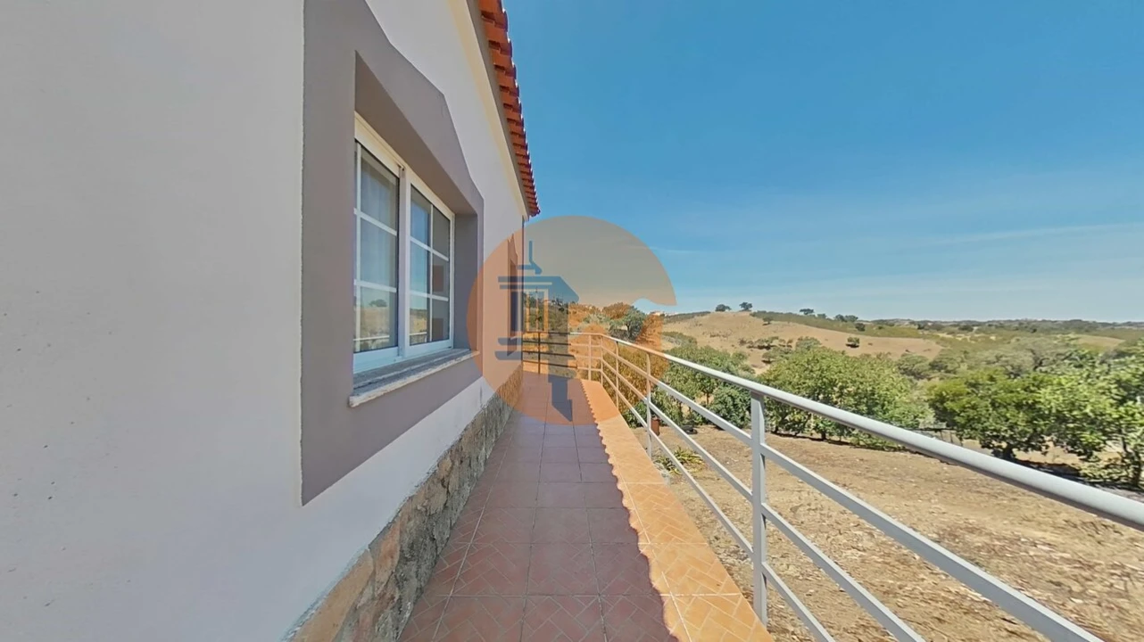 Moradia T3 para Venda em Azinhal Foto 15
