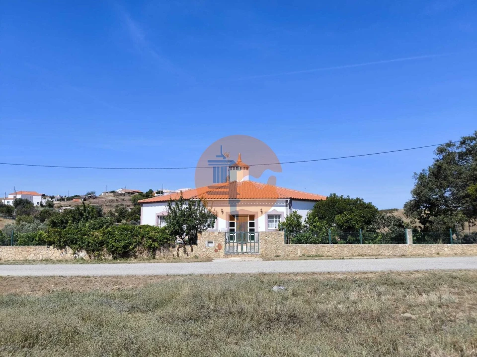 Moradia T3 para Venda em Azinhal Foto 54