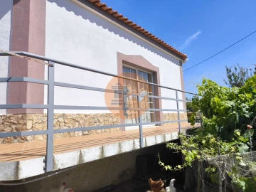 Moradia T3 para Venda em Azinhal