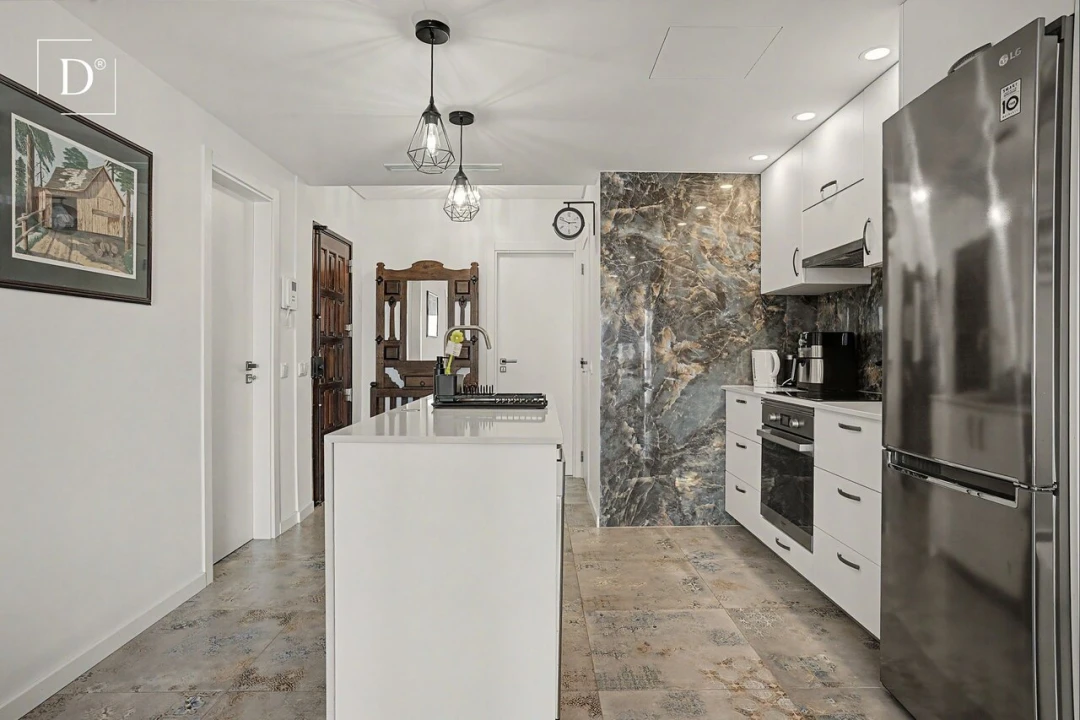 Apartamento T2 para Venda em Quarteira Foto 8