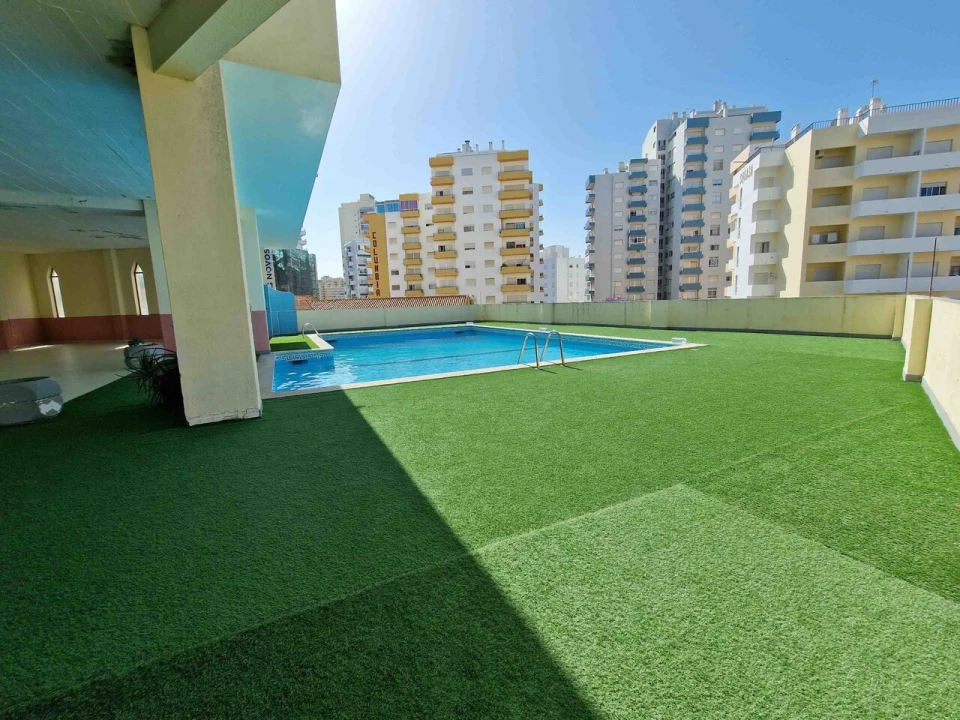 Apartamento T1 para Venda em Portimão Foto 18