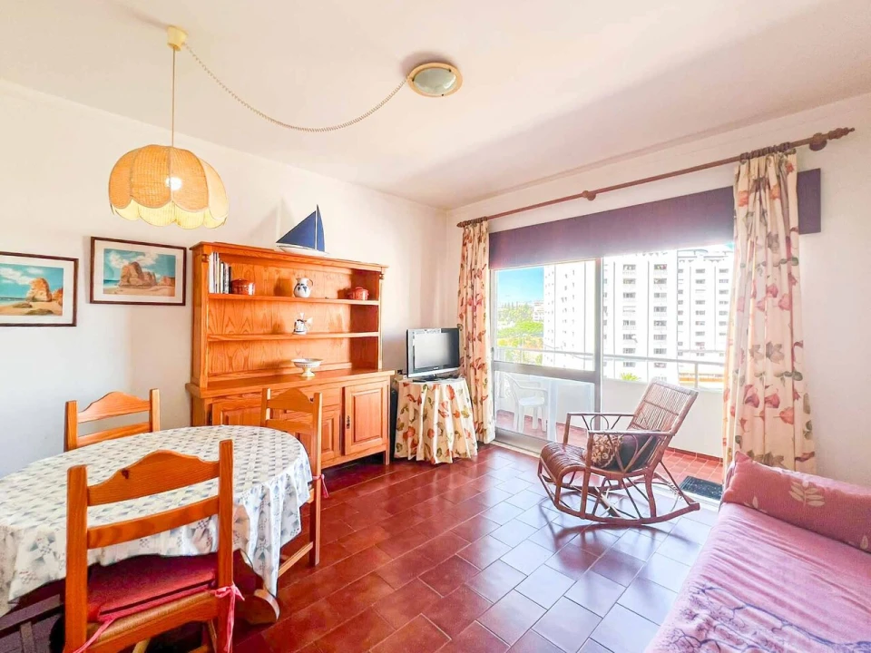 Apartamento T1 para Venda em Portimão Foto 4