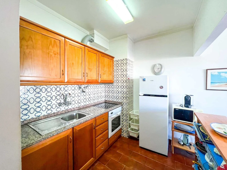 Apartamento T1 para Venda em Portimão Foto 9