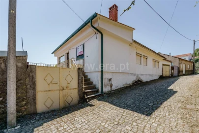 Moradia T3 para Venda em Castelejo