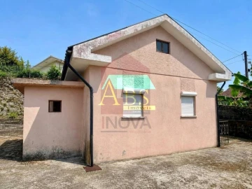 Moradia T2 para Venda em Sande, Vilarinho, Barros e Gomide