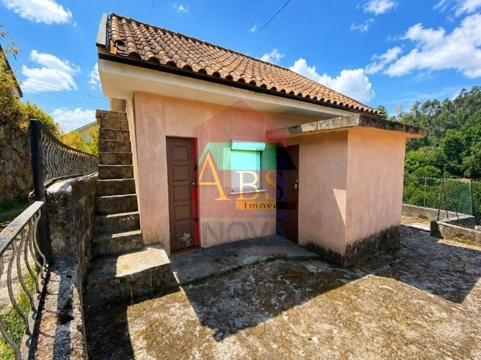 Moradia T2 para Venda em Sande, Vilarinho, Barros e Gomide Foto 1