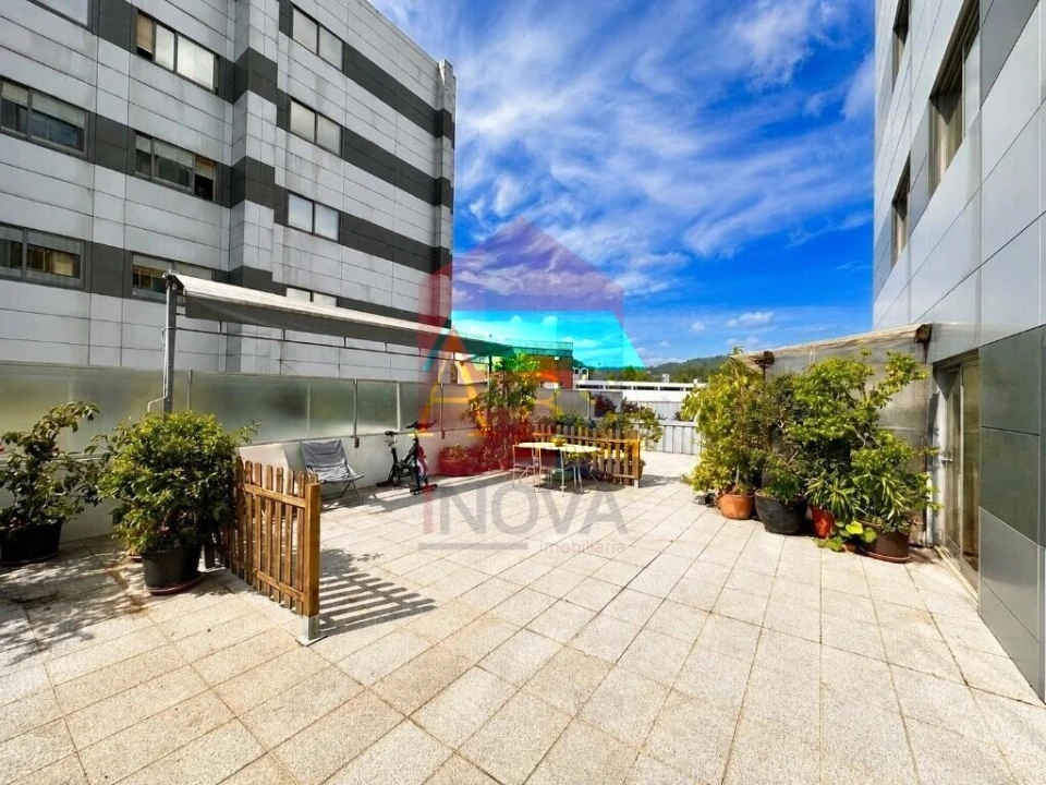 Apartamento T3 para Venda em Vila Verde e Barbudo Foto 4