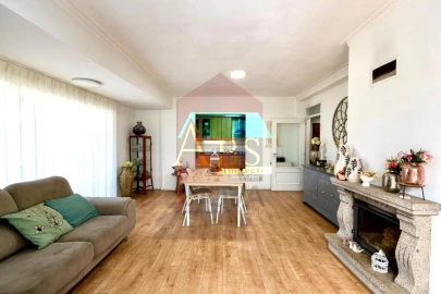 Apartamento T3 para Venda em Vila Verde e Barbudo