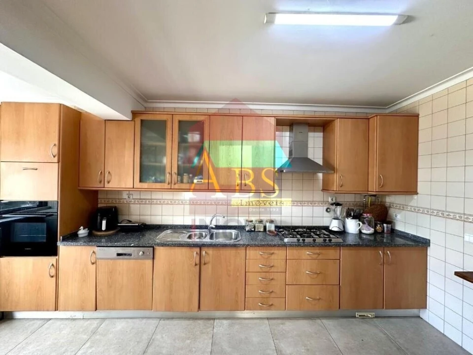 Apartamento T3 para Venda em Vila Verde e Barbudo Foto 9