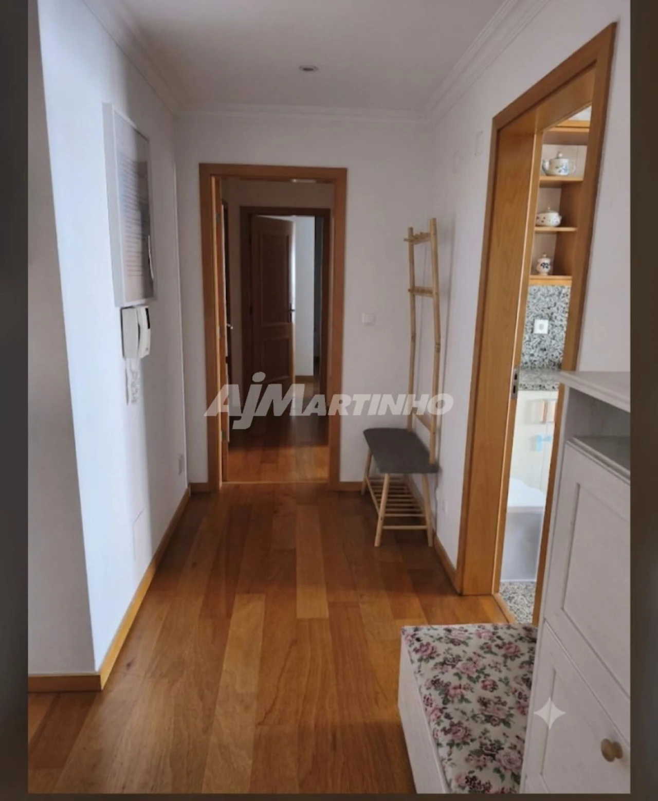 Apartamento T2 para Arrendamento em Águas Livres Foto 4