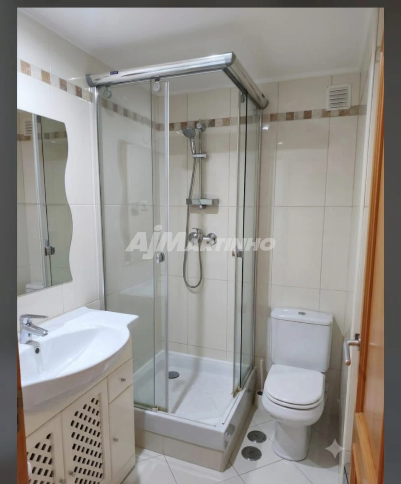 Apartamento T2 para Arrendamento em Águas Livres Foto 8