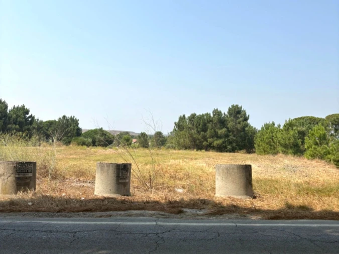 Terreno Comércio / Armazém para Venda em Quinta do Anjo Foto 18