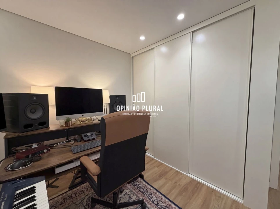Apartamento T2 para Venda em Avintes Foto 4
