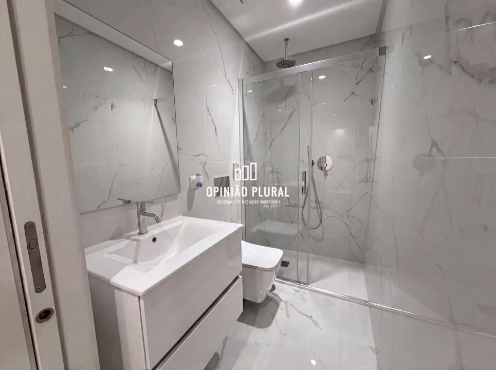 Apartamento T2 para Venda em Avintes Foto 9