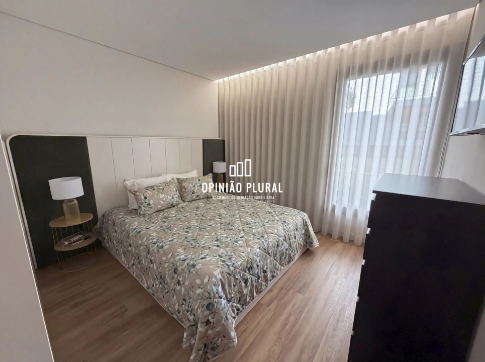 Apartamento T2 para Venda em Avintes Foto 12