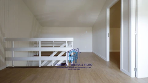 Apartamento T5 para Venda em Cidade da Maia