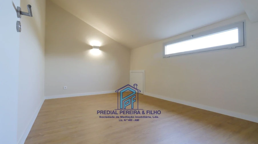 Apartamento T5 para Venda em Cidade da Maia Foto 26