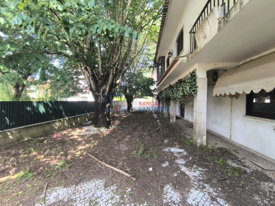Moradia T4 para Venda em Minde Foto 21