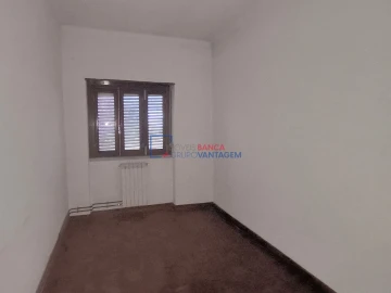 Moradia T4 para Venda em Minde