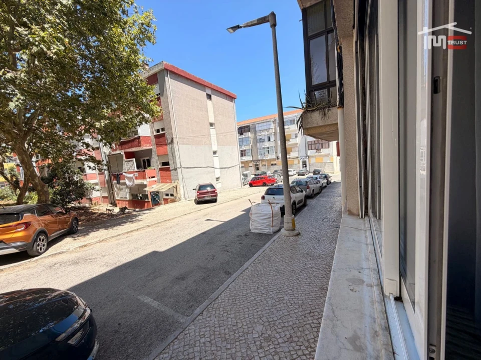 Apartamento T2 para Venda em Barreiro e Lavradio Foto 22