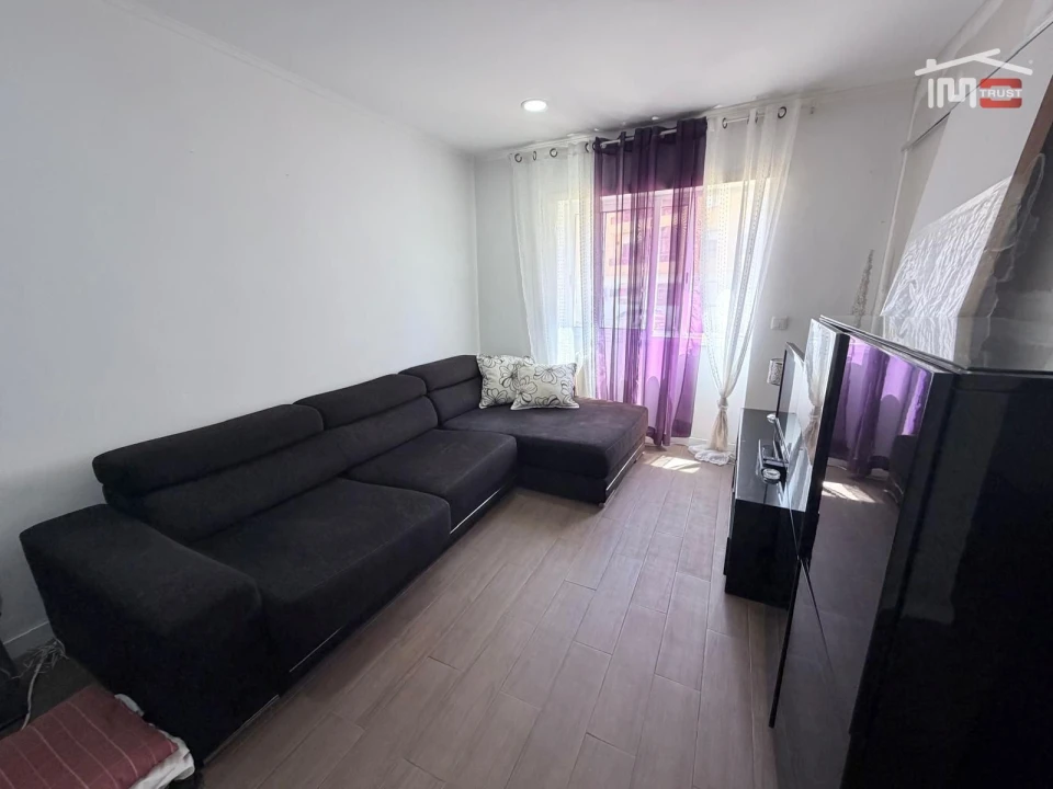Apartamento T2 para Venda em Barreiro e Lavradio Foto 6