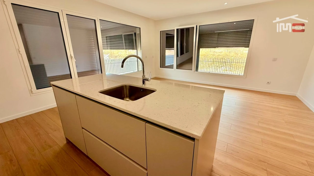 Apartamento T2 para Arrendamento em Montijo e Afonsoeiro Foto 11