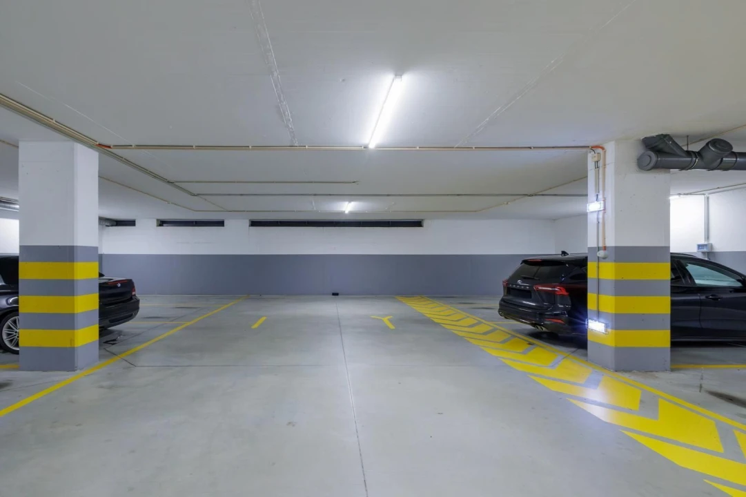 Apartamento T2 para Venda em Ramalde Foto 23