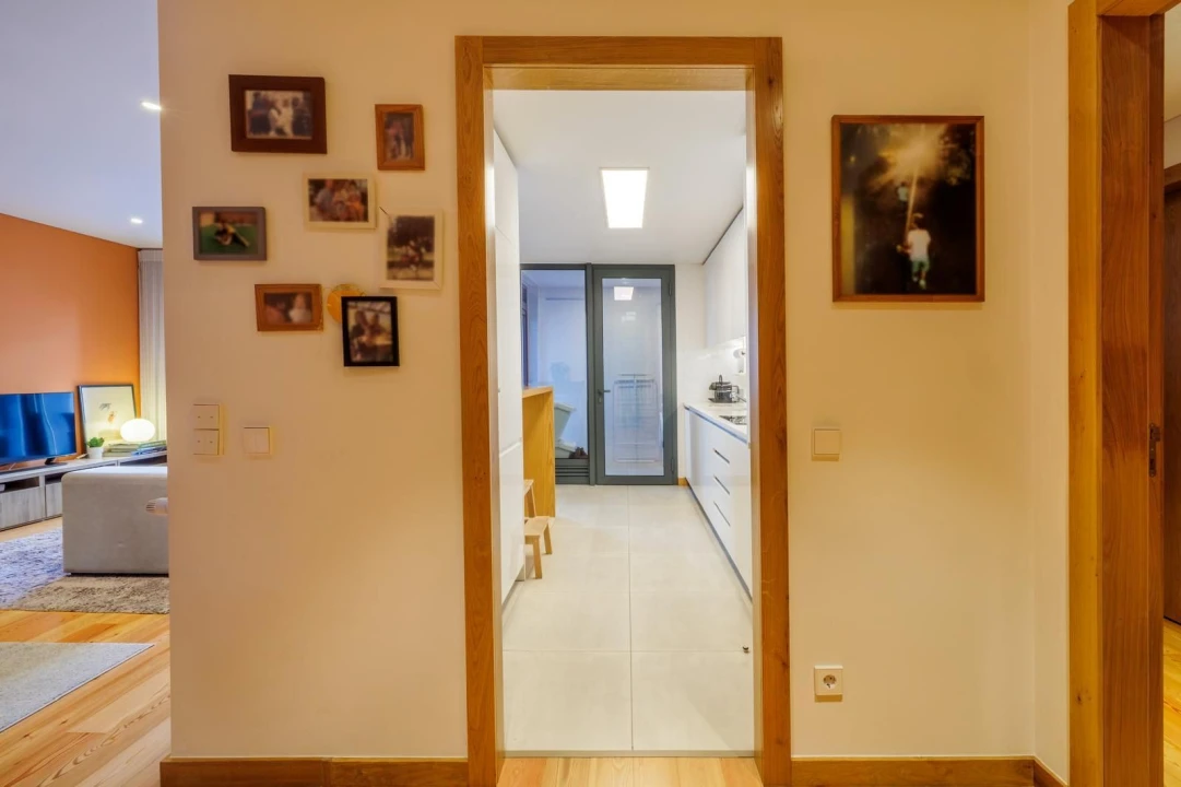 Apartamento T2 para Venda em Ramalde Foto 12