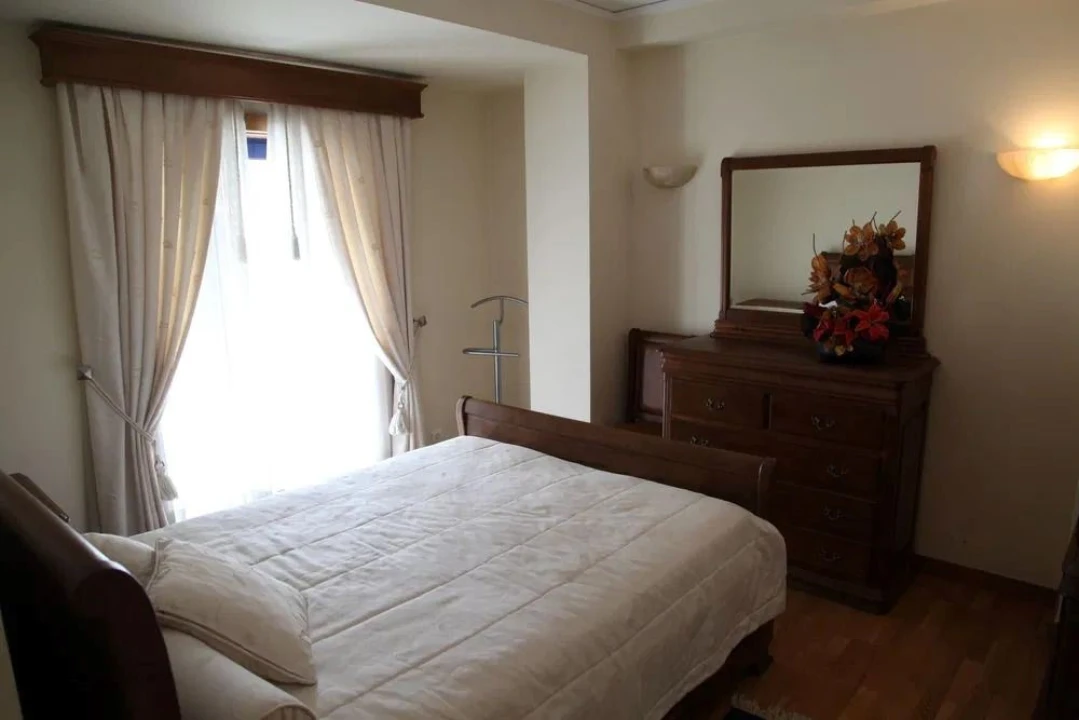 Apartamento T1 para Arrendamento em Lordelo do Ouro e Massarelos Foto 3