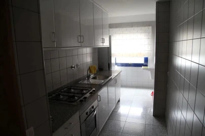 Apartamento T1 para Arrendamento em Lordelo do Ouro e Massarelos
