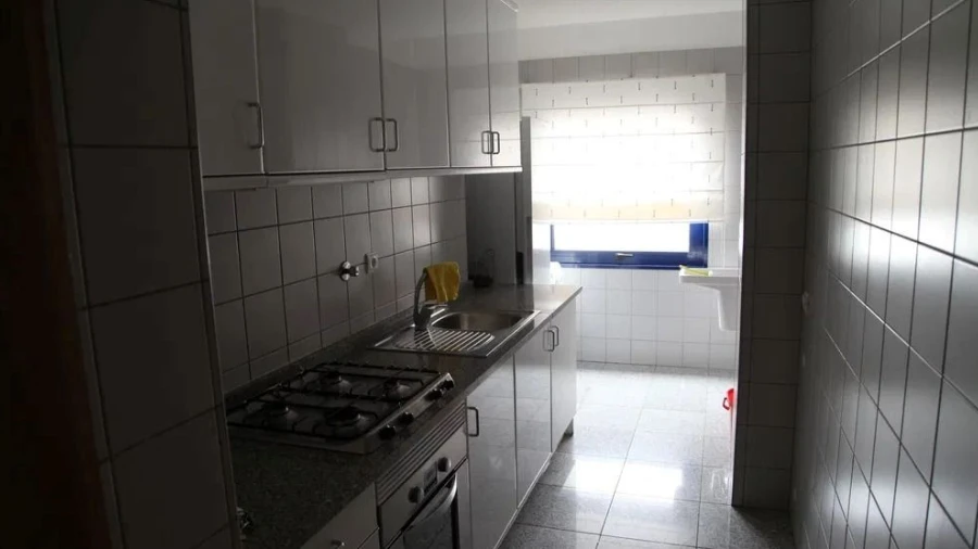 Apartamento T1 para Arrendamento em Lordelo do Ouro e Massarelos